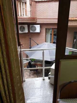 Отель Hotel Old Star Батуми Одноместный номер-2