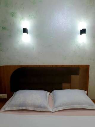 Отель Hotel Old Star Батуми Двухместный номер с 1 кроватью-9