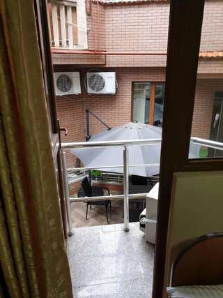 Отель Hotel Old Star Батуми Одноместный номер-8