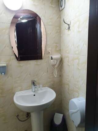 Отель Hotel Old Star Батуми Одноместный номер-10