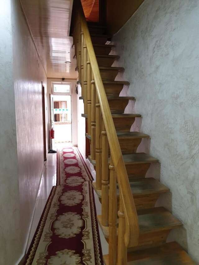 Отель Hotel Old Star Батуми-20