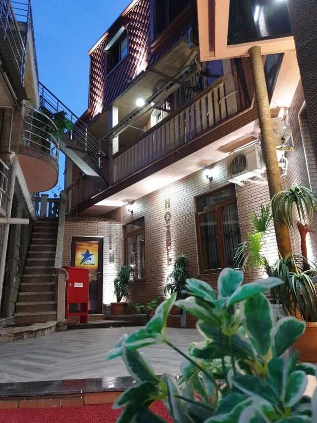 Отель Hotel Old Star Батуми-27