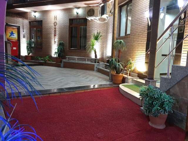 Отель Hotel Old Star Батуми-28