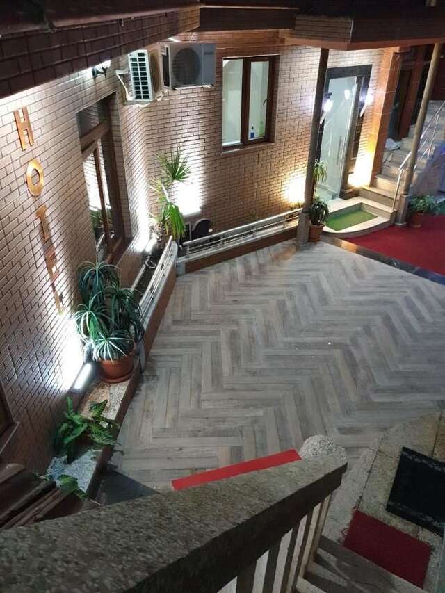 Отель Hotel Old Star Батуми-29