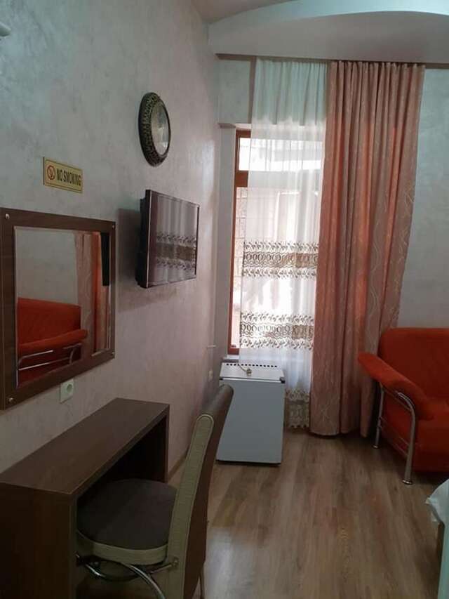 Отель Hotel Old Star Батуми-46